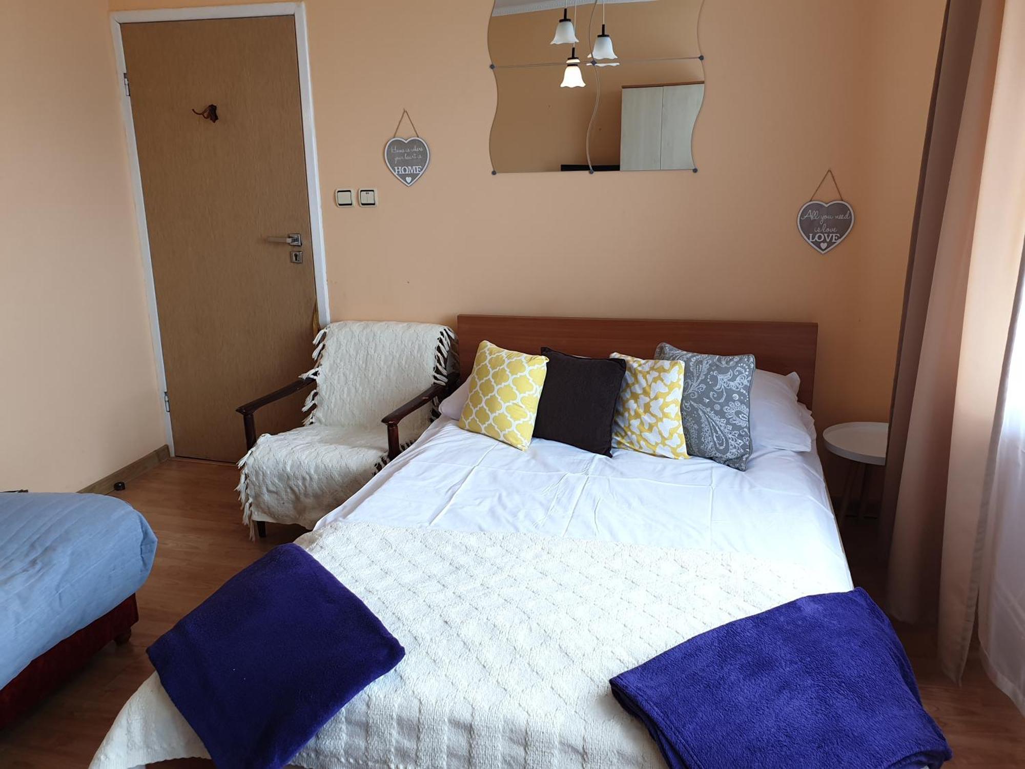 Dom Goscinny Marta - Pokoje, Apartamenty, Domki Крыница-Морска Номер фото