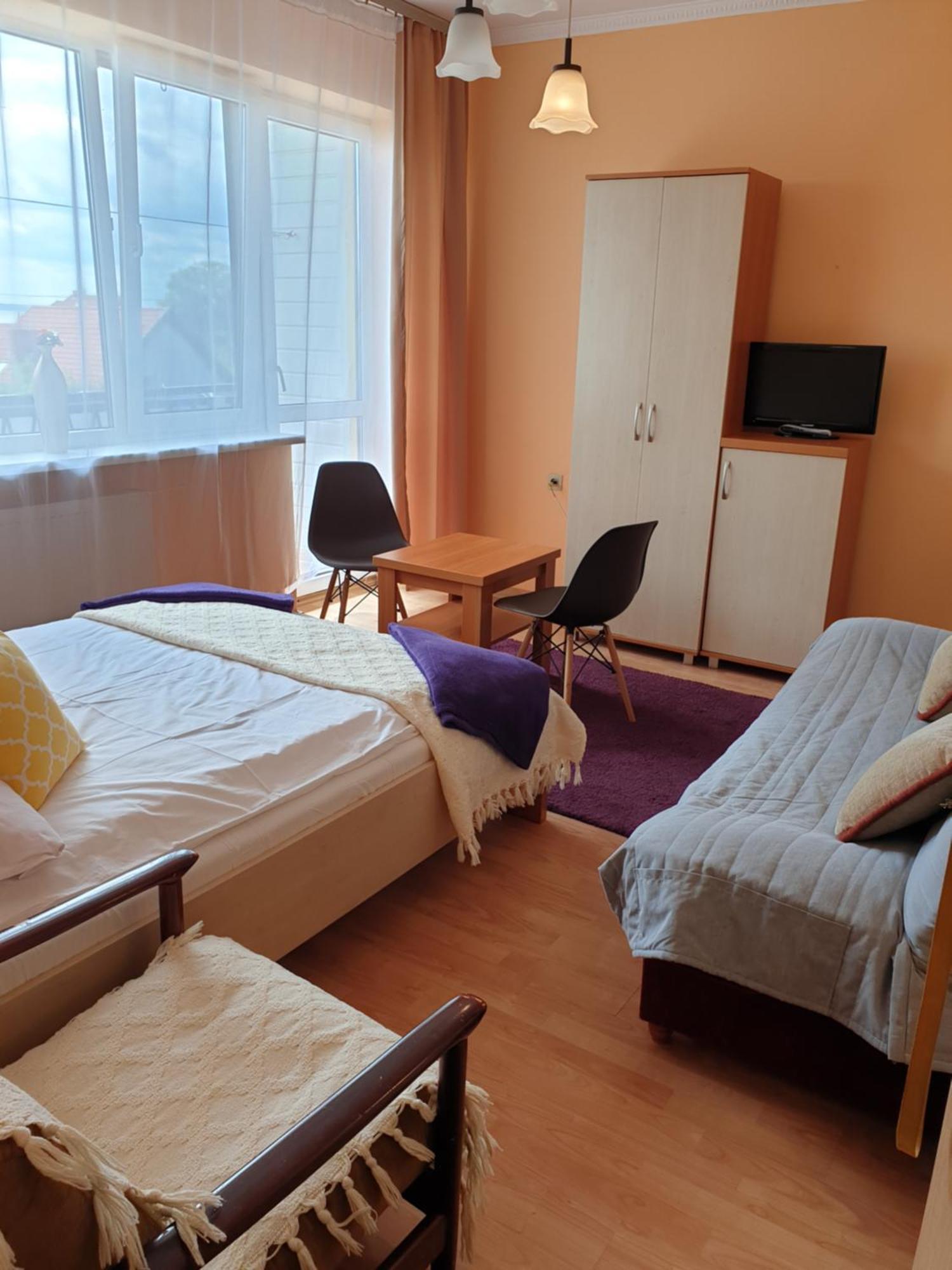 Dom Goscinny Marta - Pokoje, Apartamenty, Domki Крыница-Морска Номер фото