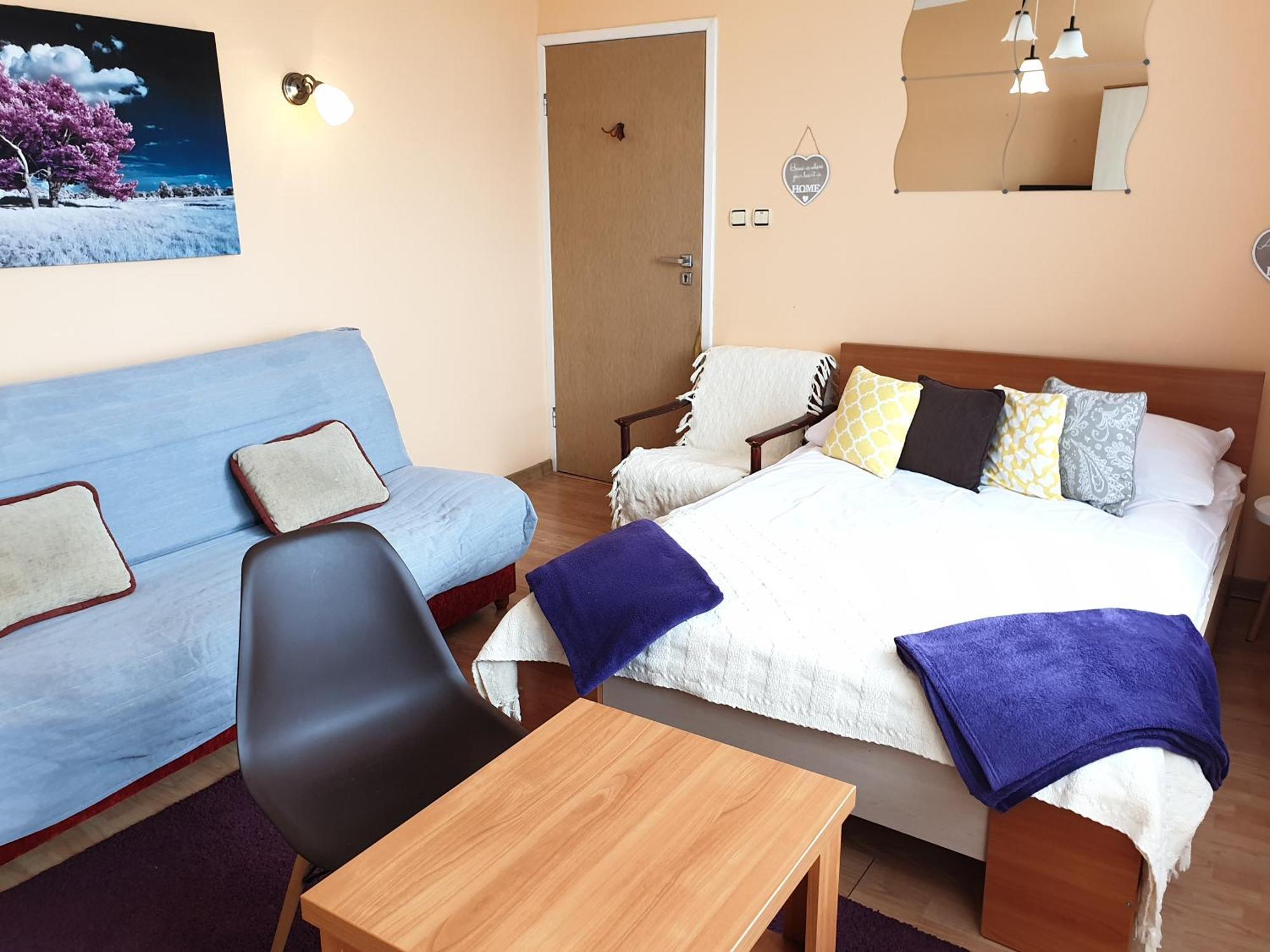 Dom Goscinny Marta - Pokoje, Apartamenty, Domki Крыница-Морска Номер фото